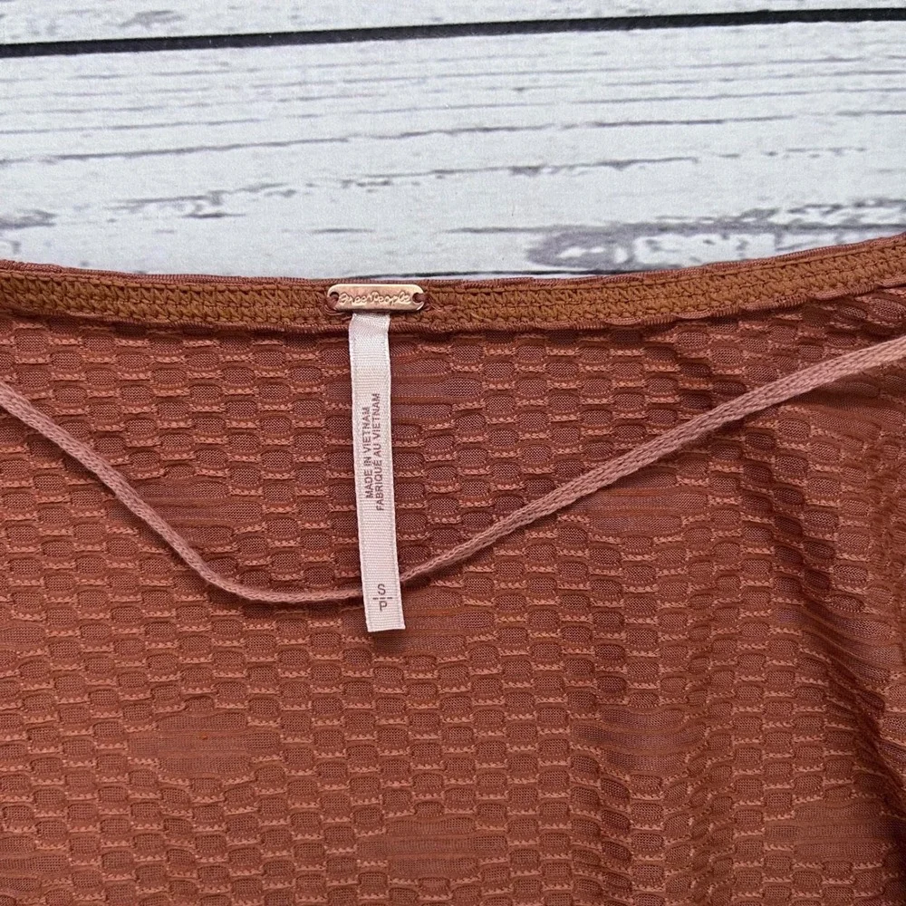 FREE PEOPLE Textured Ruched‎ Cinch Wrap Top Rust Brown Boho Chic Hippie Size S